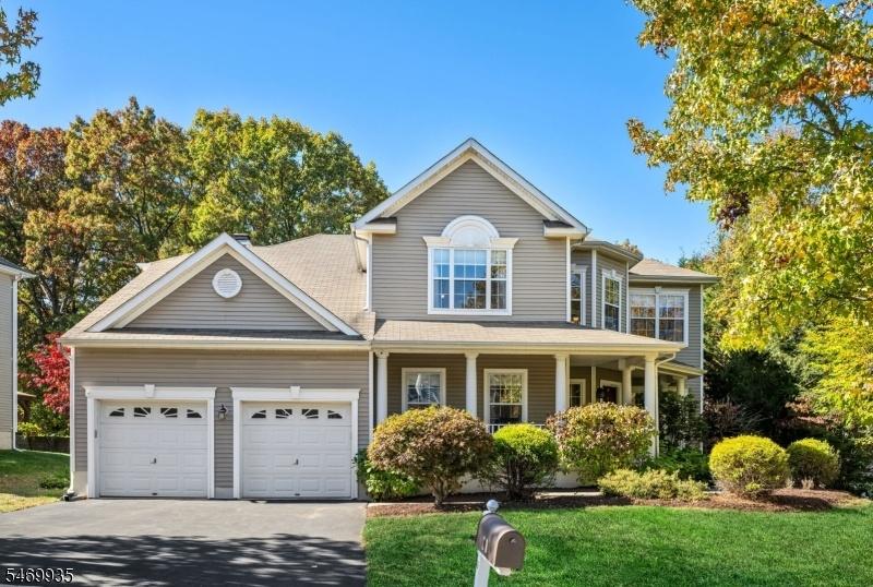 PERFECTLY SITUATED COLONIAL