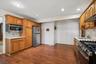 Eat-In-Kitchen