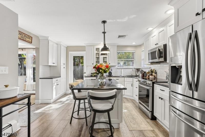 Modern Kitchen