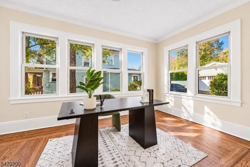 Sunroom/Office