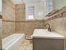 09 Full Bathroom