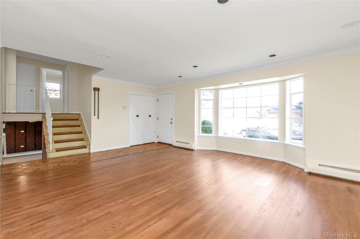 Living Room & Foyer