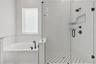 Soaking tub
