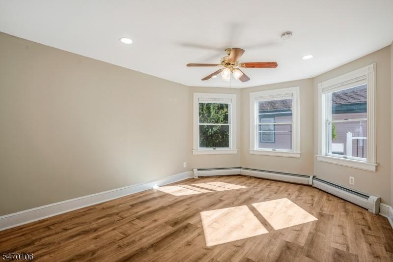 UNIT 3 BEDROOM