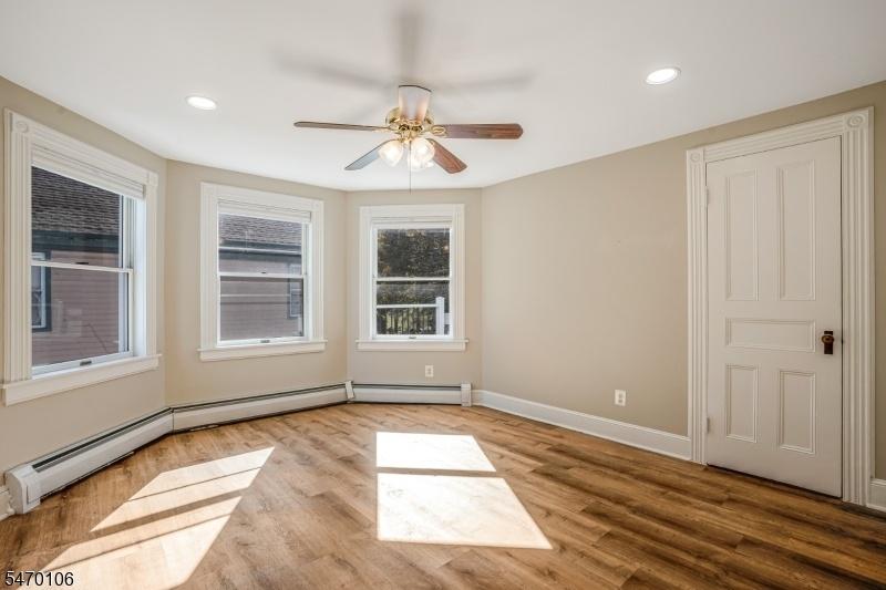 UNIT 3 BEDROOM