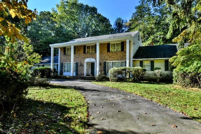 Regal Colonial