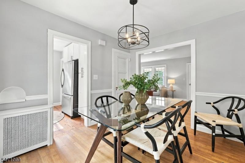 Dining Room Alt View