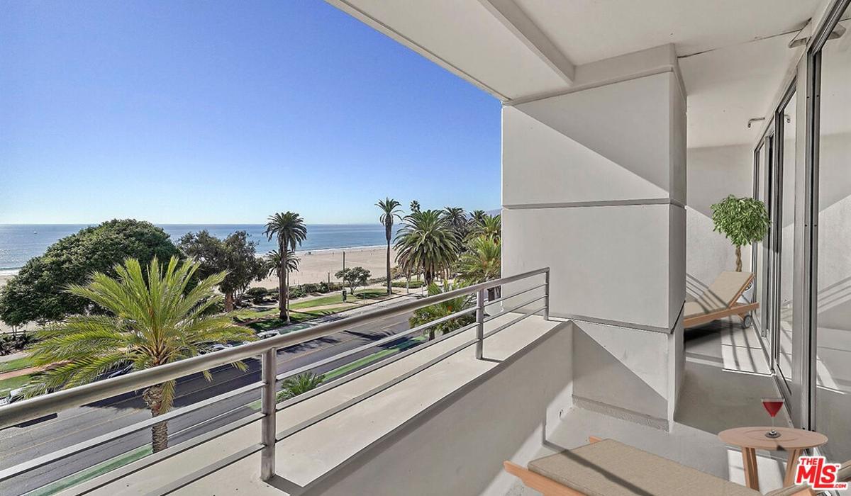 Penthouse balcony faces ocean