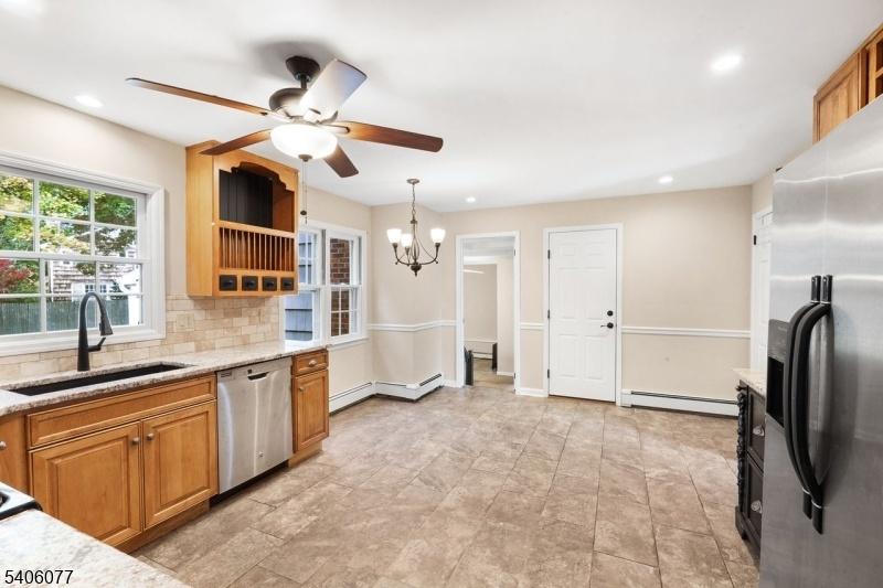 Kitchen - Opens to Family Room