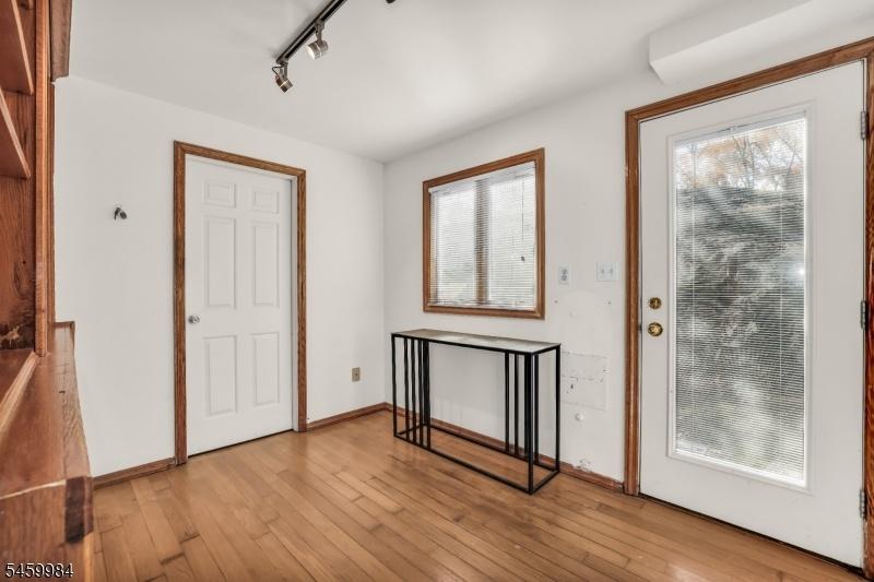 MUDROOM