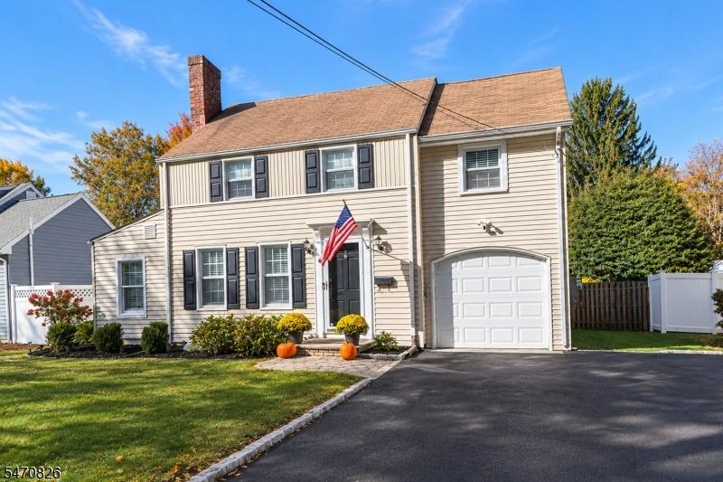 Traditional Colonial