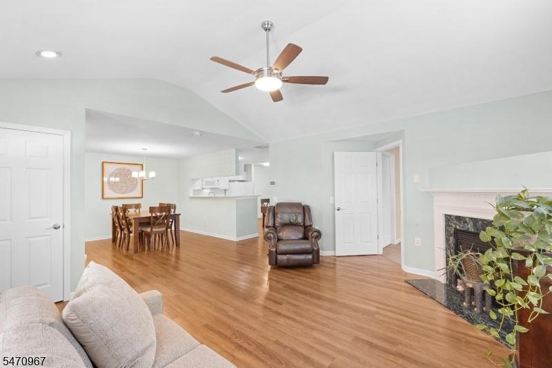 Living/Dining Room
