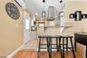 KITCHEN/BREAKFAST BAR