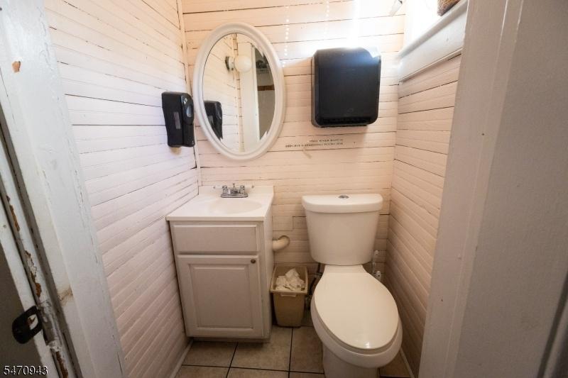 Lavatory