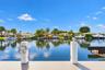 Gorgeous wide canal views!