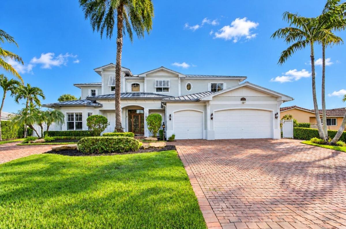 Gorgeous British West Indies/Key West style home