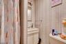 1st Floor Bath