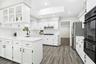 Eat-in-Kitchen