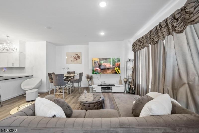 Living Room/Dining Room