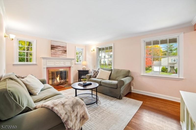 Living room - alt view