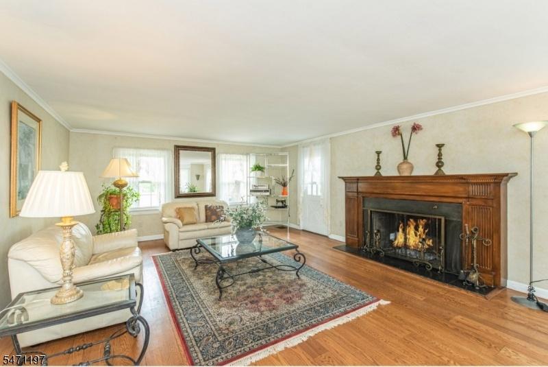 Living Area with Views!