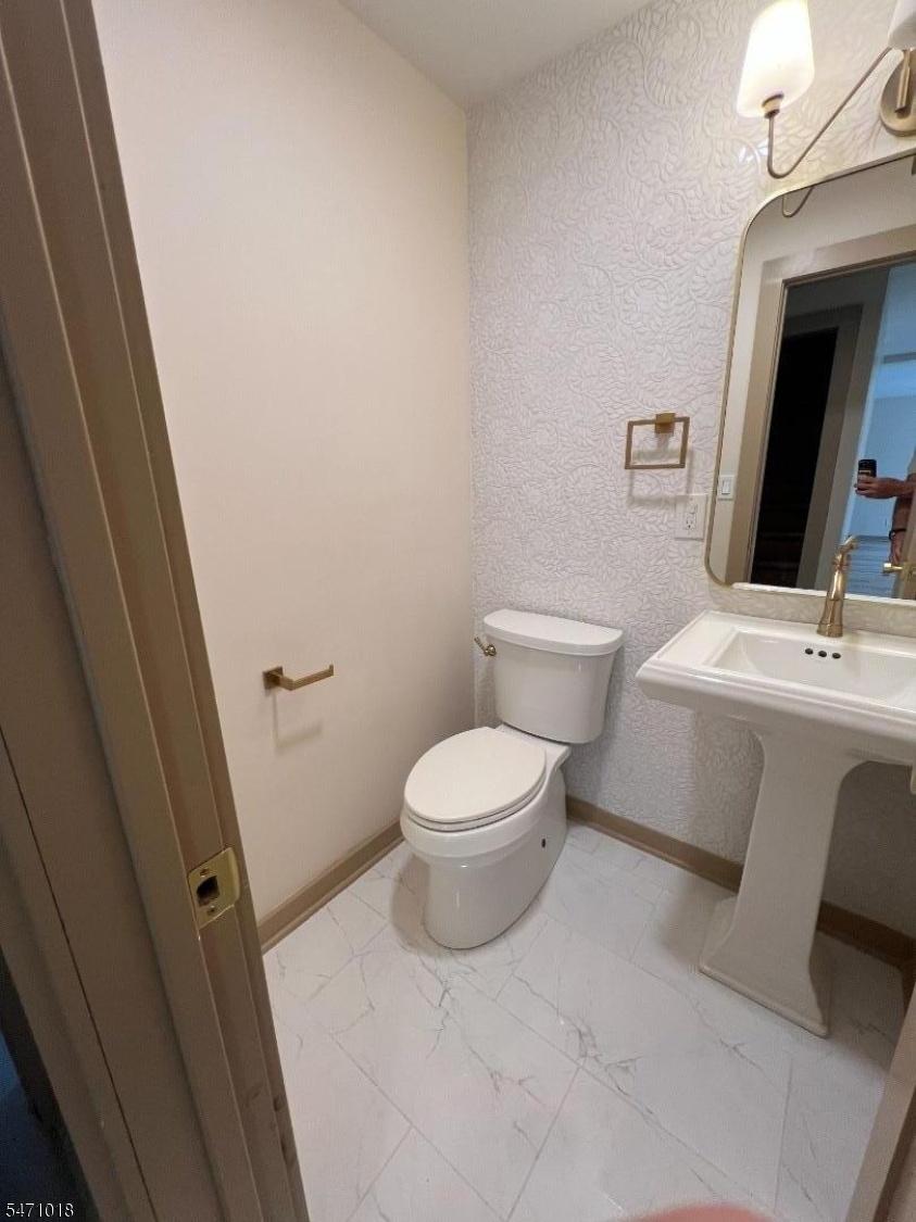 Powder room