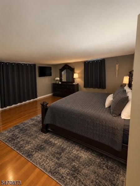 Master bedroom own level