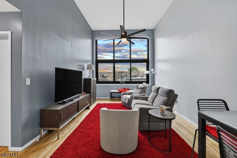 Living Dining Combo