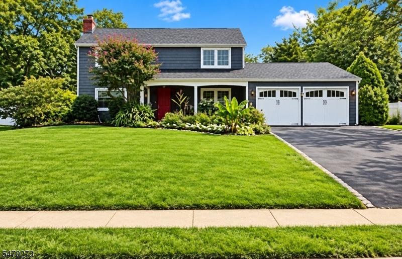 13 Dahlia Rd