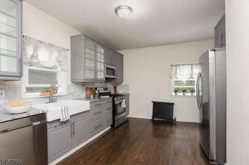 Kitchen - Unit 2