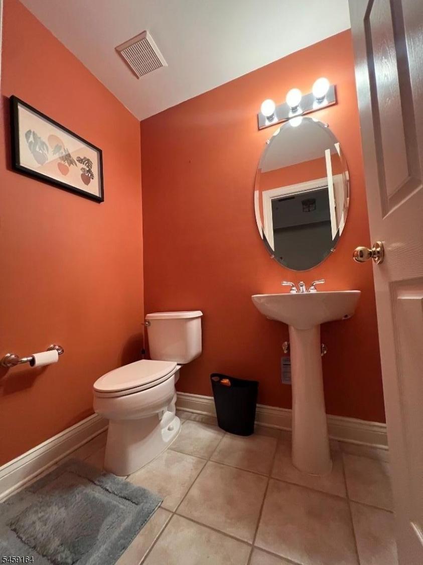 1/2 Bath