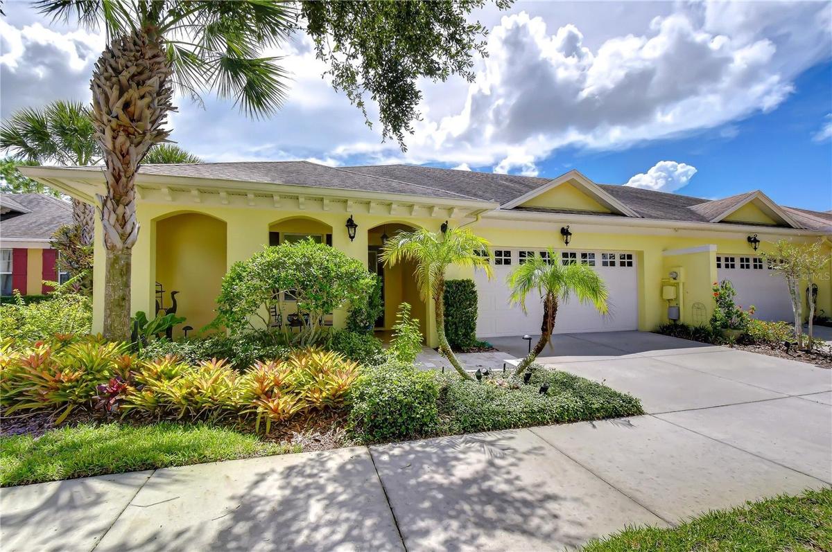 Welcome to your new Villa in Ravinia!