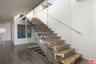 Floating staircase
