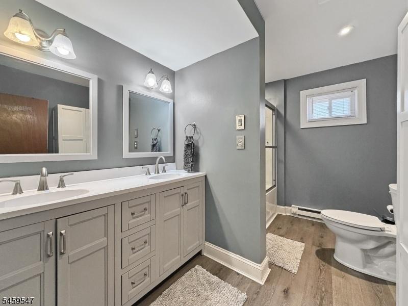 Bathroom Unit 1