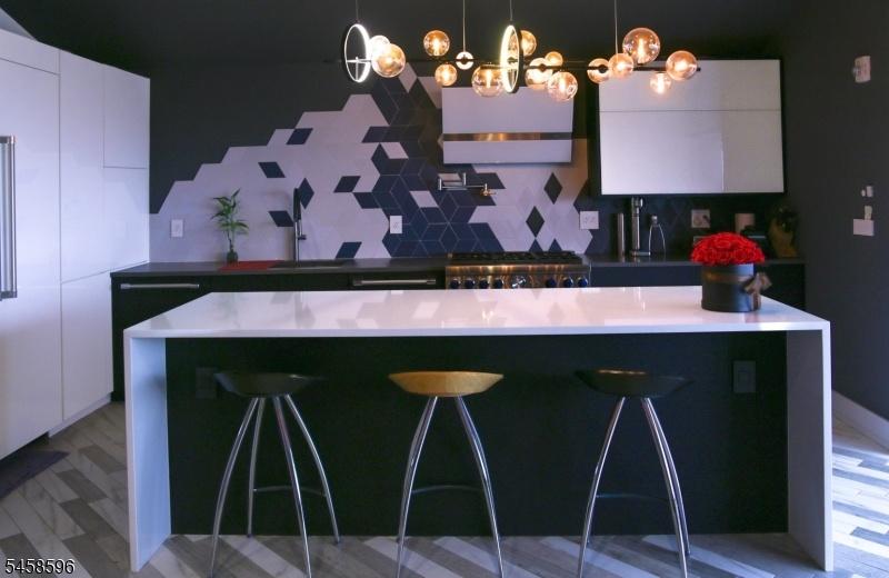 Kitchen-Island Main
