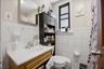 Bathroom - Level 1