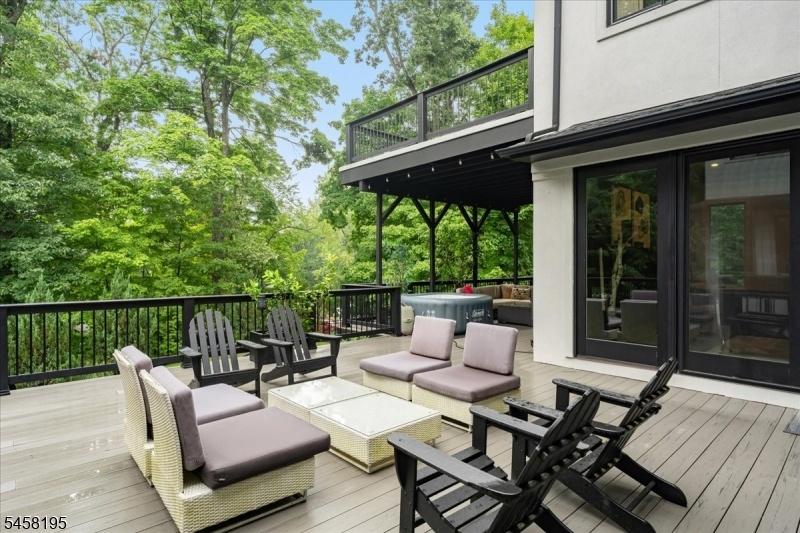 Out Door Deck