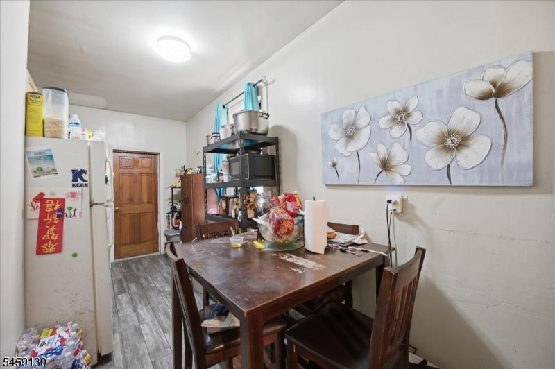 Kitchen - Level 1