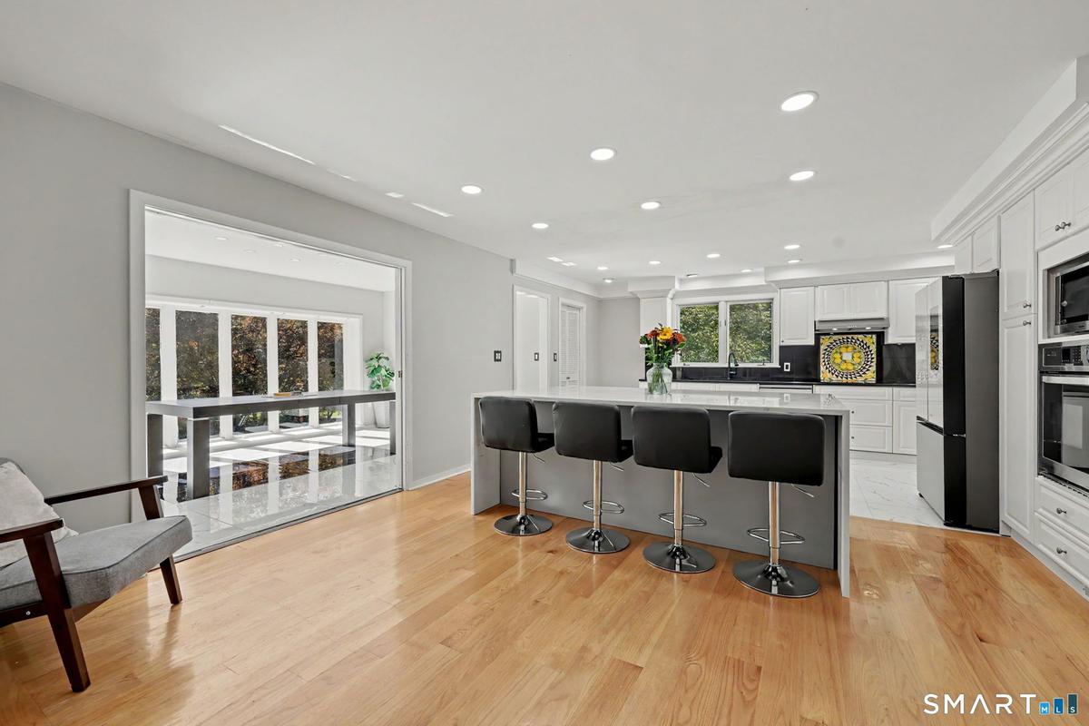 Island Kitchen