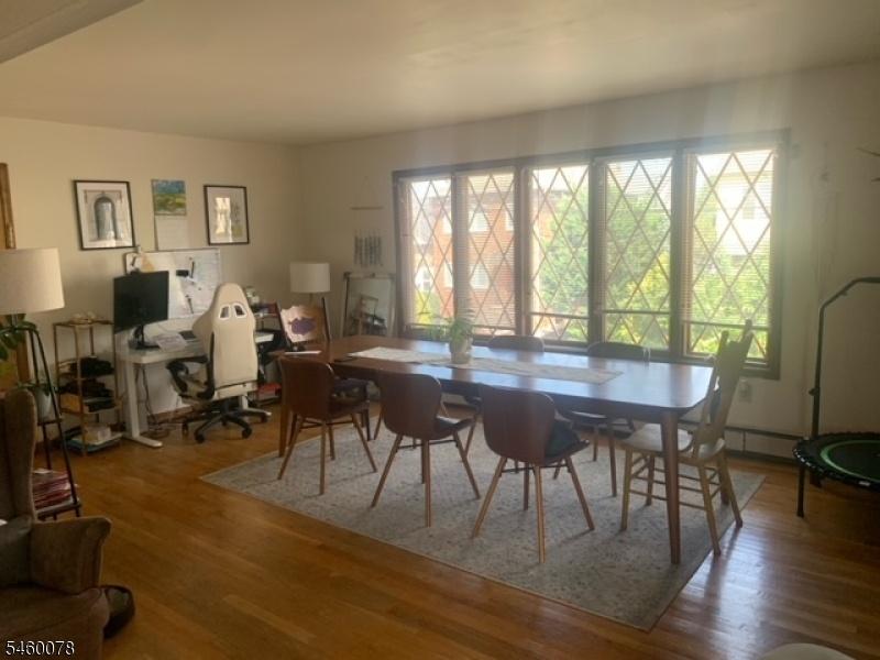 Fl 2 Living Room