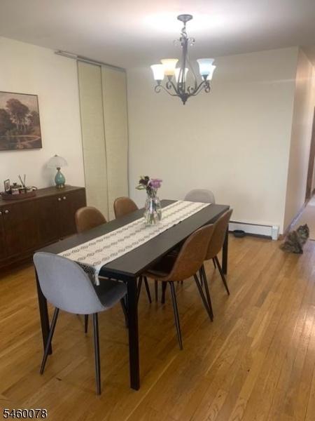 Fl 1 Dining Area