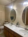 Floor 1 Main bath