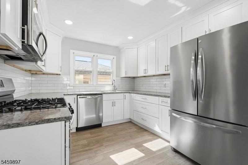 Kitchen 2nd fl