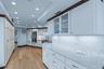 Kitchen - Viking & Bosch appliances.
