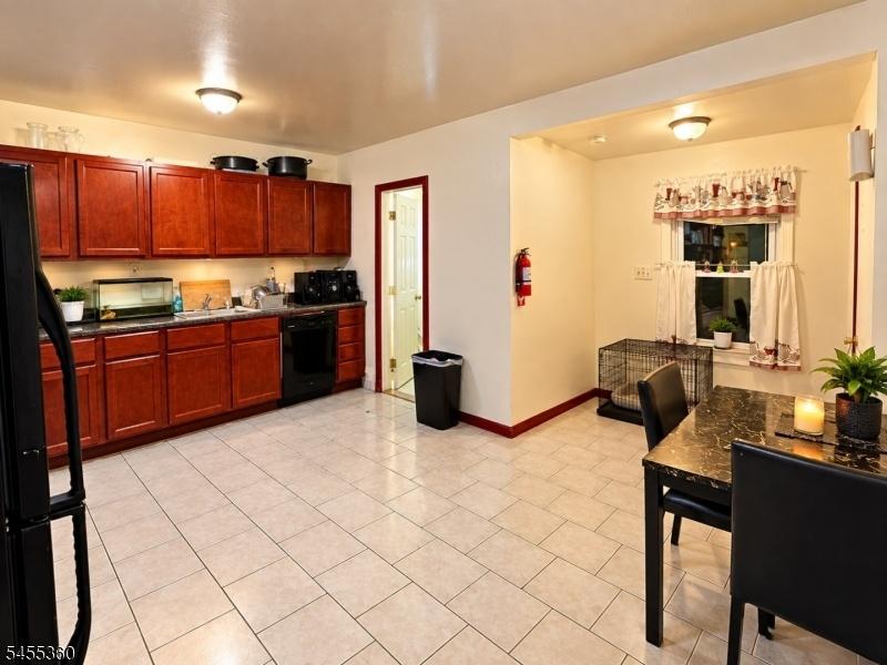 2nd kitchen