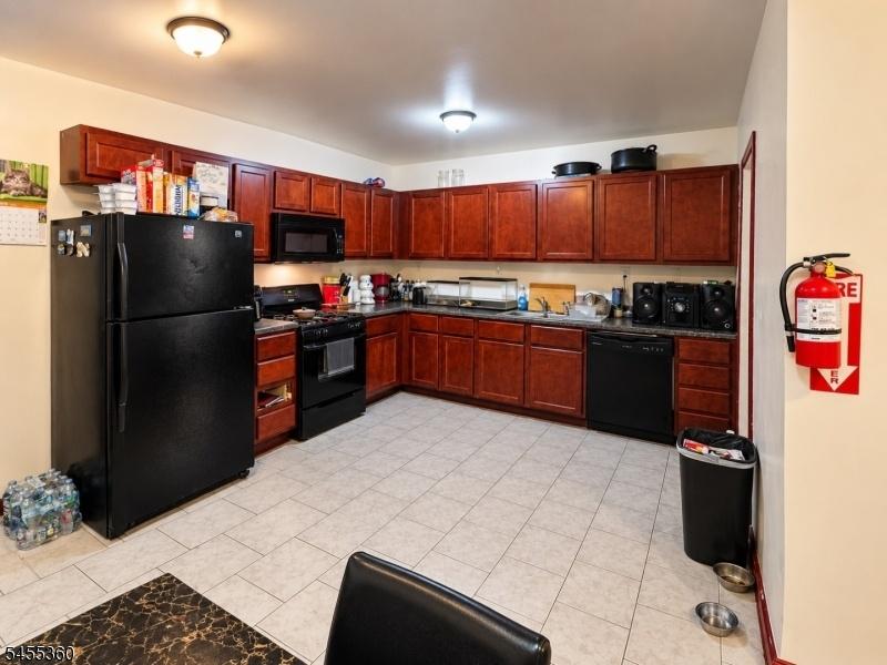 2nd kitchen