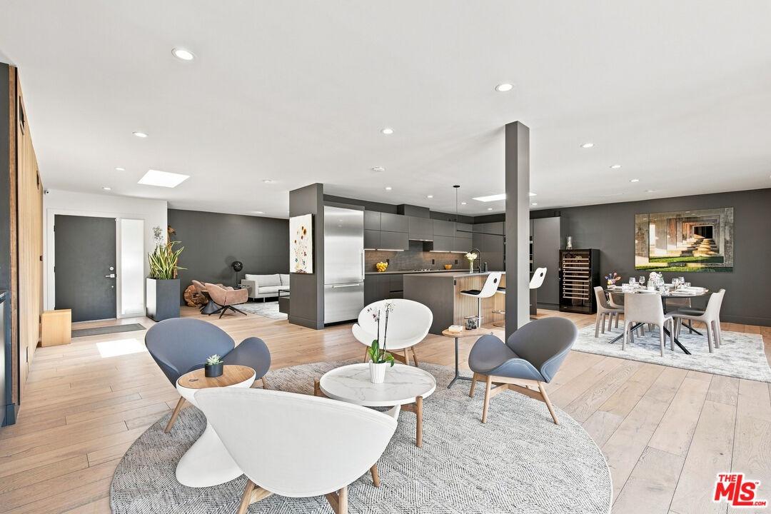 Sitting Area