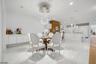 Gourmet Eat-in Kitchen