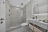 En suite bath