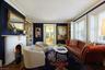 living room / library